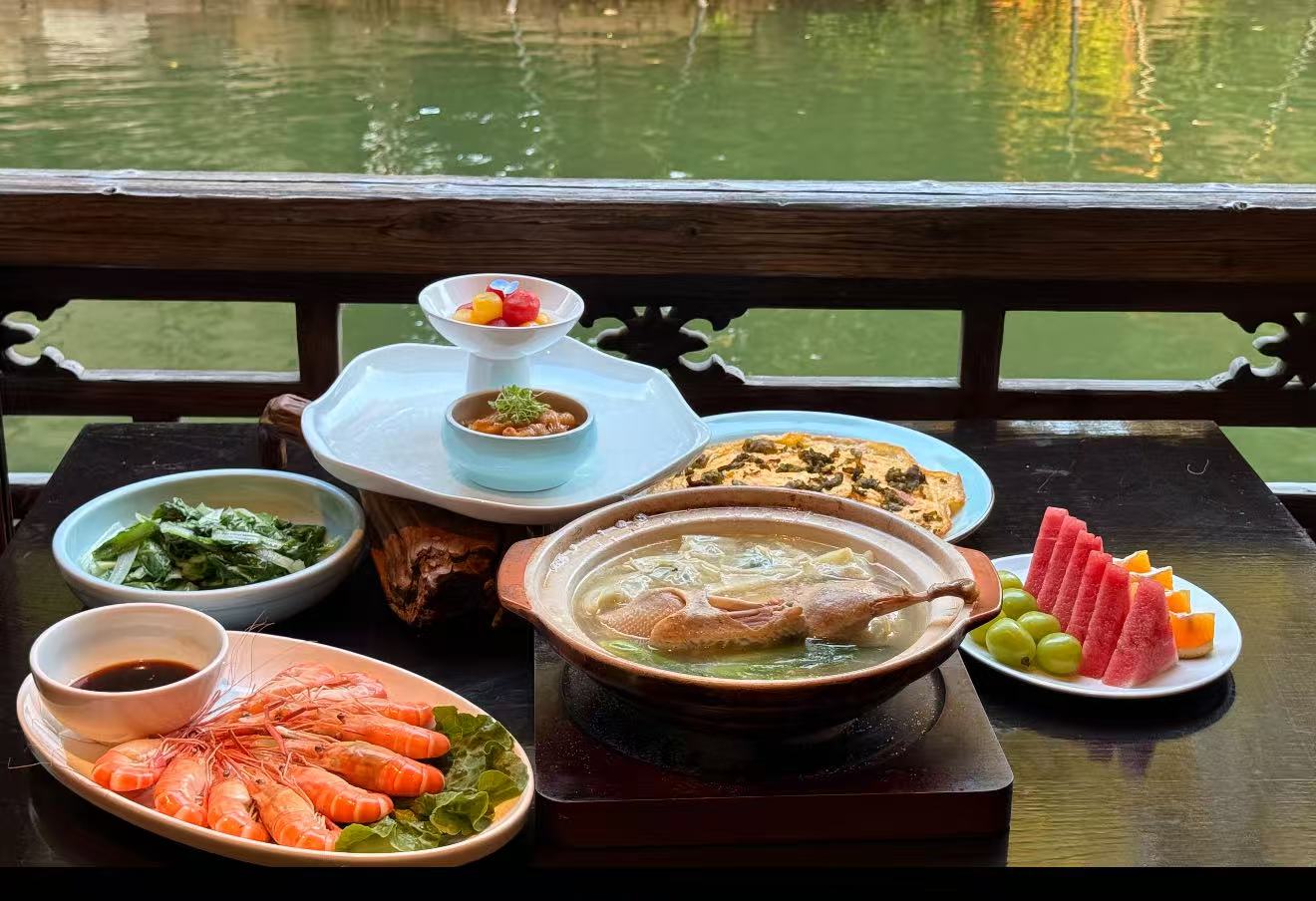 通安中餐厅嘉有百味